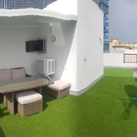 Atico Triplex Isla 엘 캄펠로