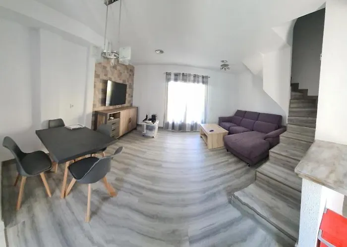 Nyaraló Atico Triplex Isla *